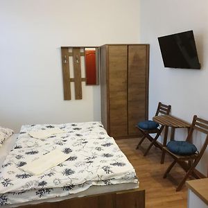 Guest House Orczy Park